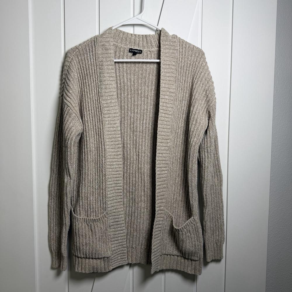 Express Women Cardigan Ribbed Knit with pockets Size Medium Beige Preppy Casual